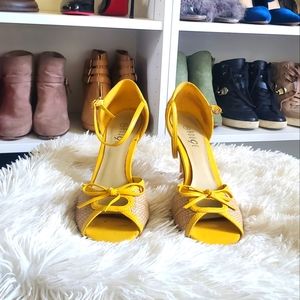 Yellow Sandal Pumps